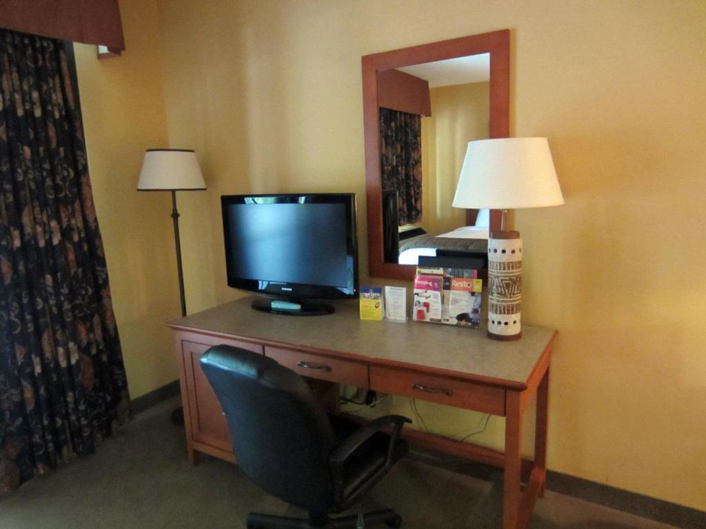Hotel St-Bernard Saint-Bernard-de-Lacolle Quarto foto